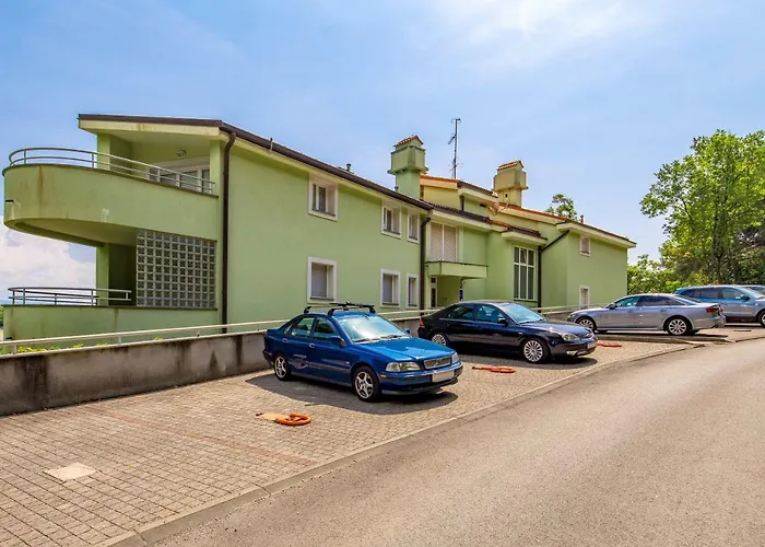 Maja With Free Private Parking And Lovely Sea View Terrace Apartment