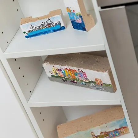 Maja With Free Private Parking And Lovely Sea View Terrace شقة *