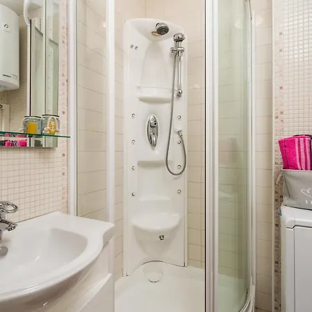 شقة Maja With Free Private Parking And Lovely Sea View Terrace