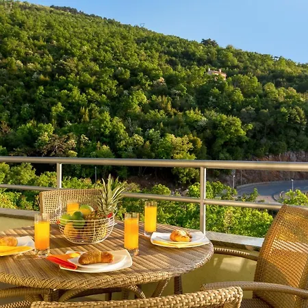 شقة Maja With Free Private Parking And Lovely Sea View Terrace *