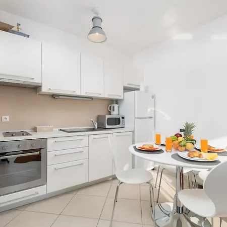 شقة Maja With Free Private Parking And Lovely Sea View Terrace *