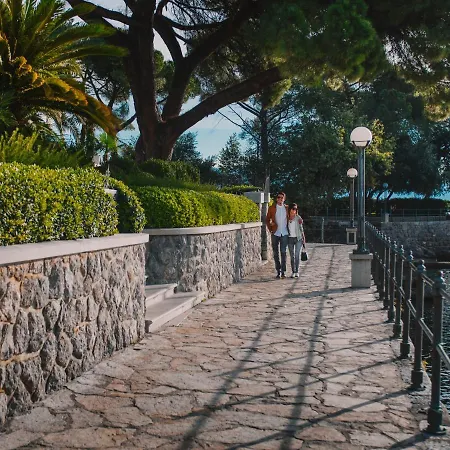 شقة Maja With Free Private Parking And Lovely Sea View Terrace *