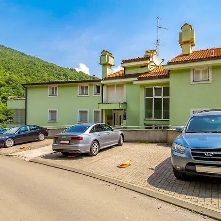 Maja With Free Private Parking And Lovely Sea View Terrace شقة أوباتيا