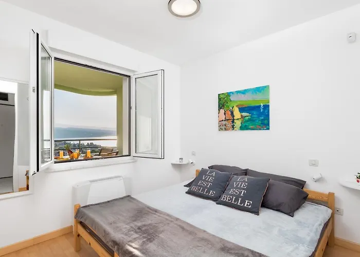 Lejlighed Maja With Free Private Parking And Lovely Sea View Terrace Opatija