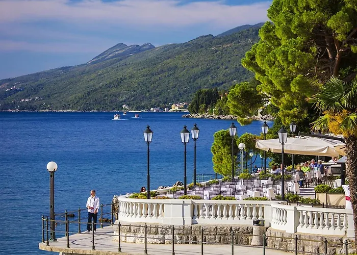 Lejlighed Maja With Free Private Parking And Lovely Sea View Terrace Opatija